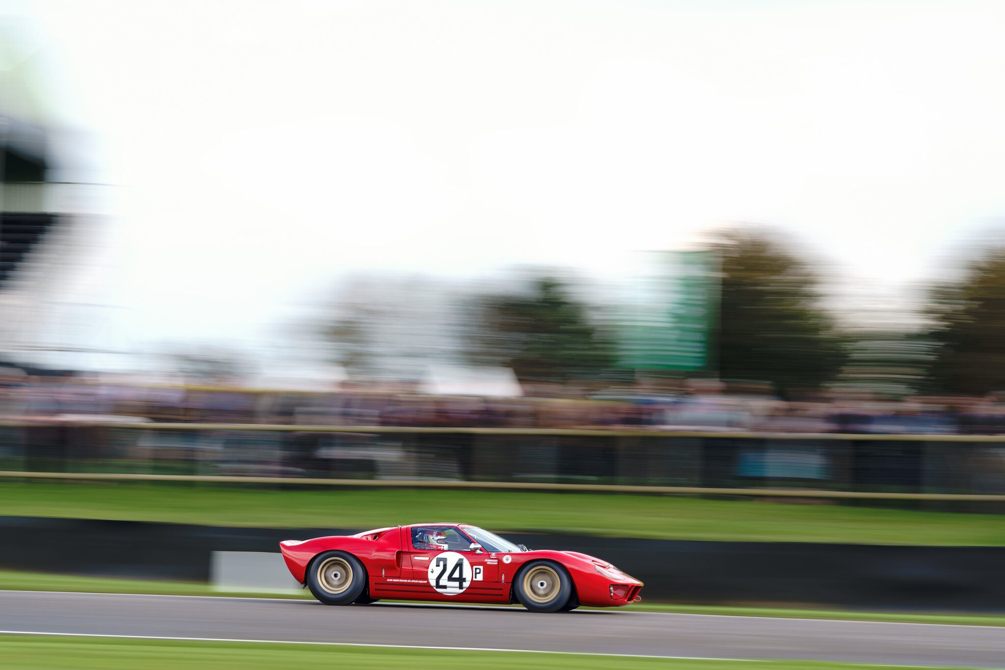 1966 Ford GT40 - Tom Kristensen.jpg