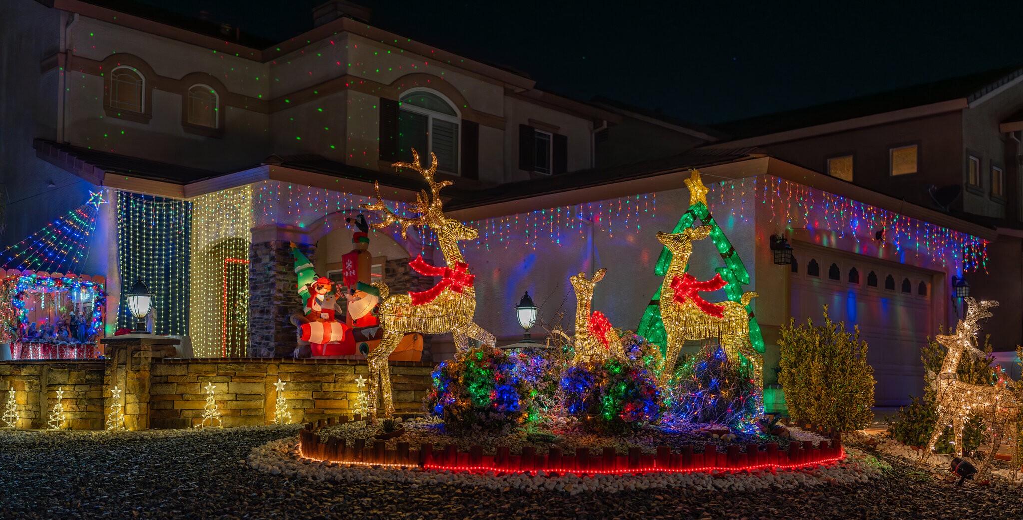 2023 Christmas Lights-37.jpg