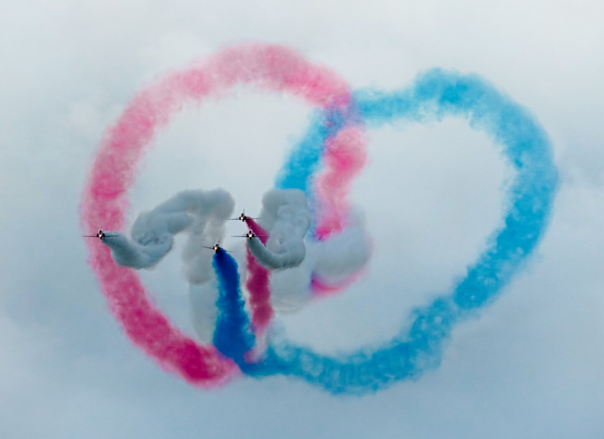 24S07765Cosford red arrows 1.jpg