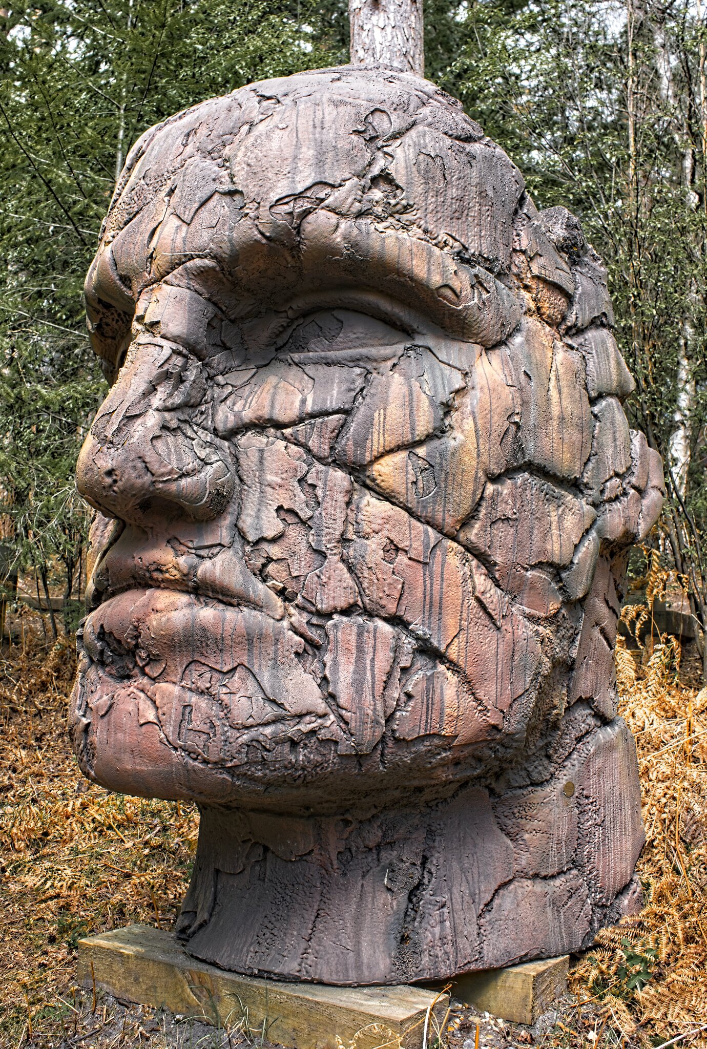 25A00765LONDON sculpture.jpg