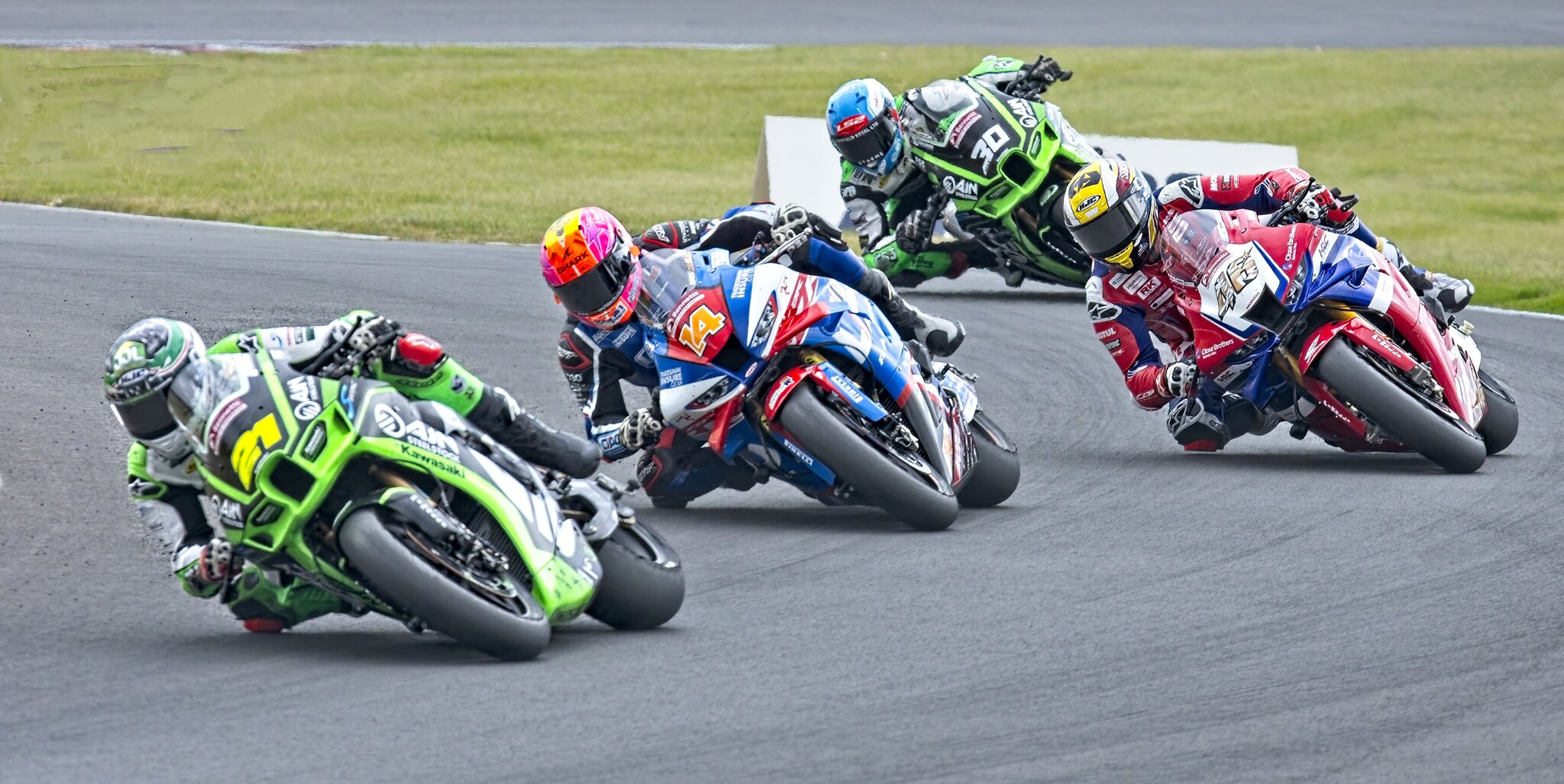 25A01746Oulton.jpg