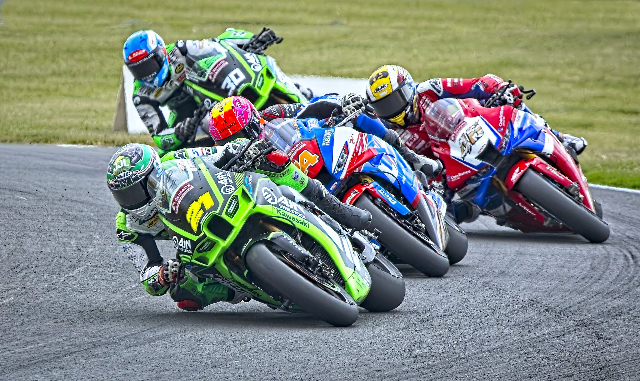 25A01786Oulton.jpg