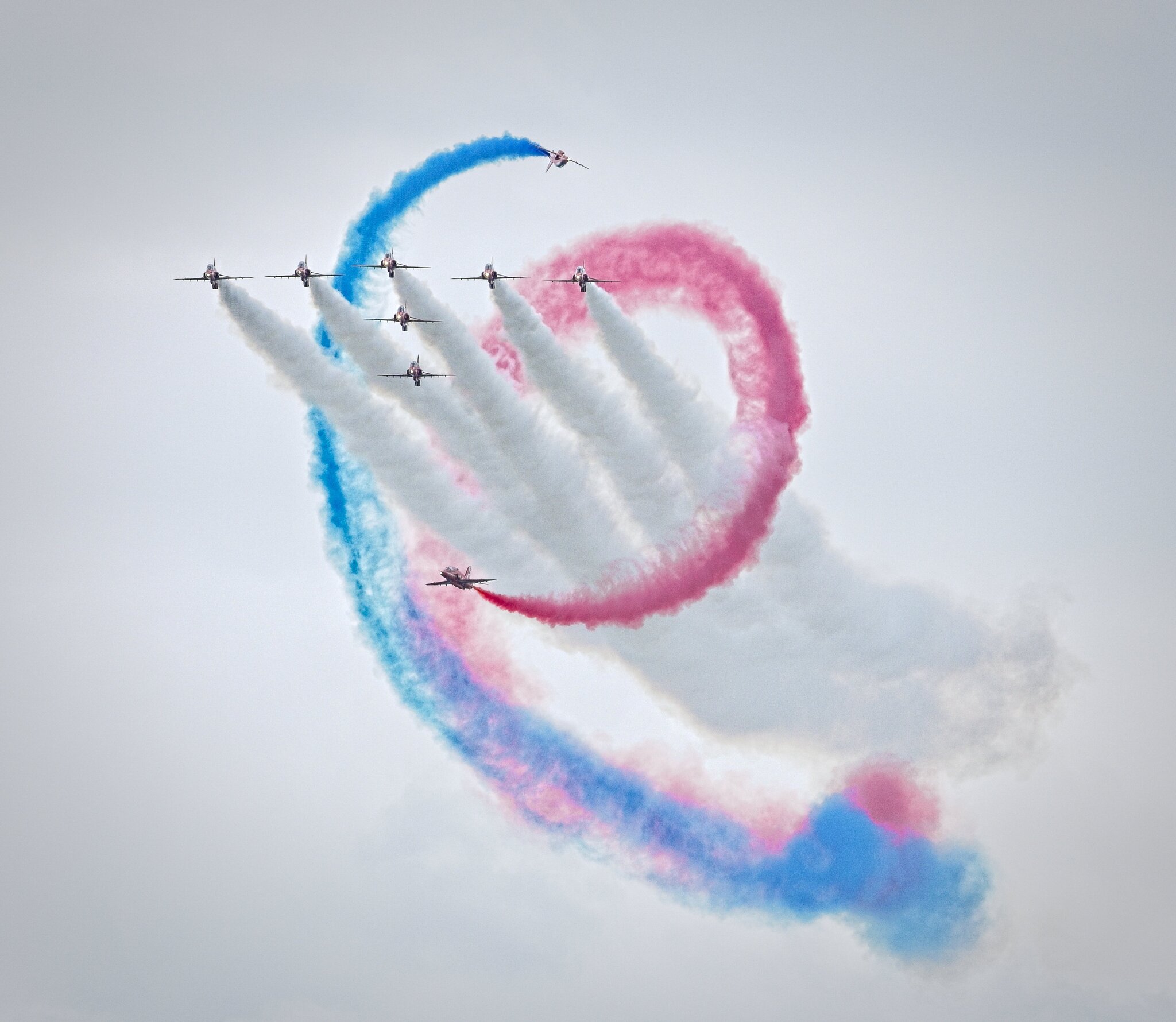 25A07358COSFORD red rrows.jpg