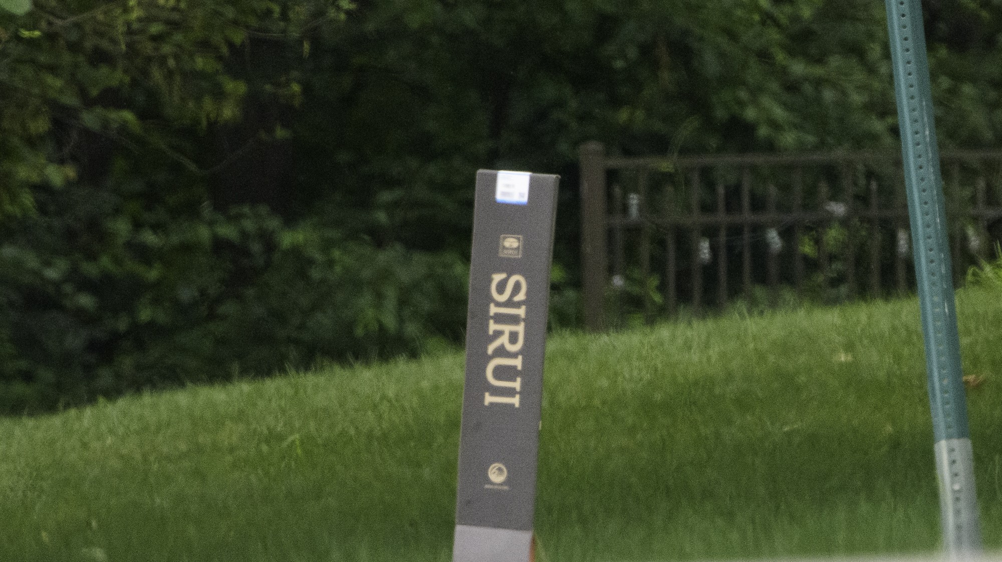 4K crop-200-600=1.4x-3840x2160.jpg