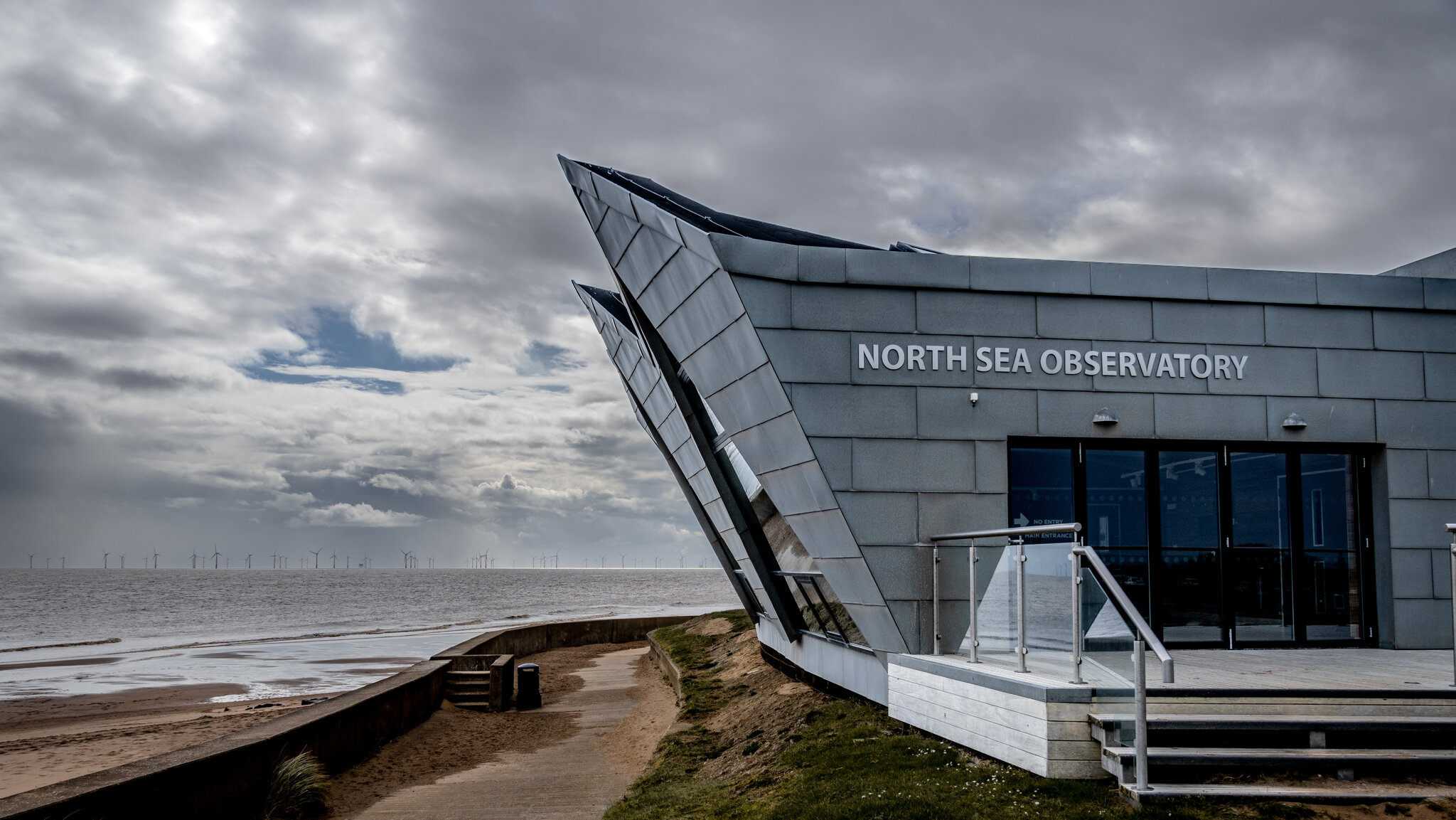 Coast walk 1-North Sea Observatory.jpg