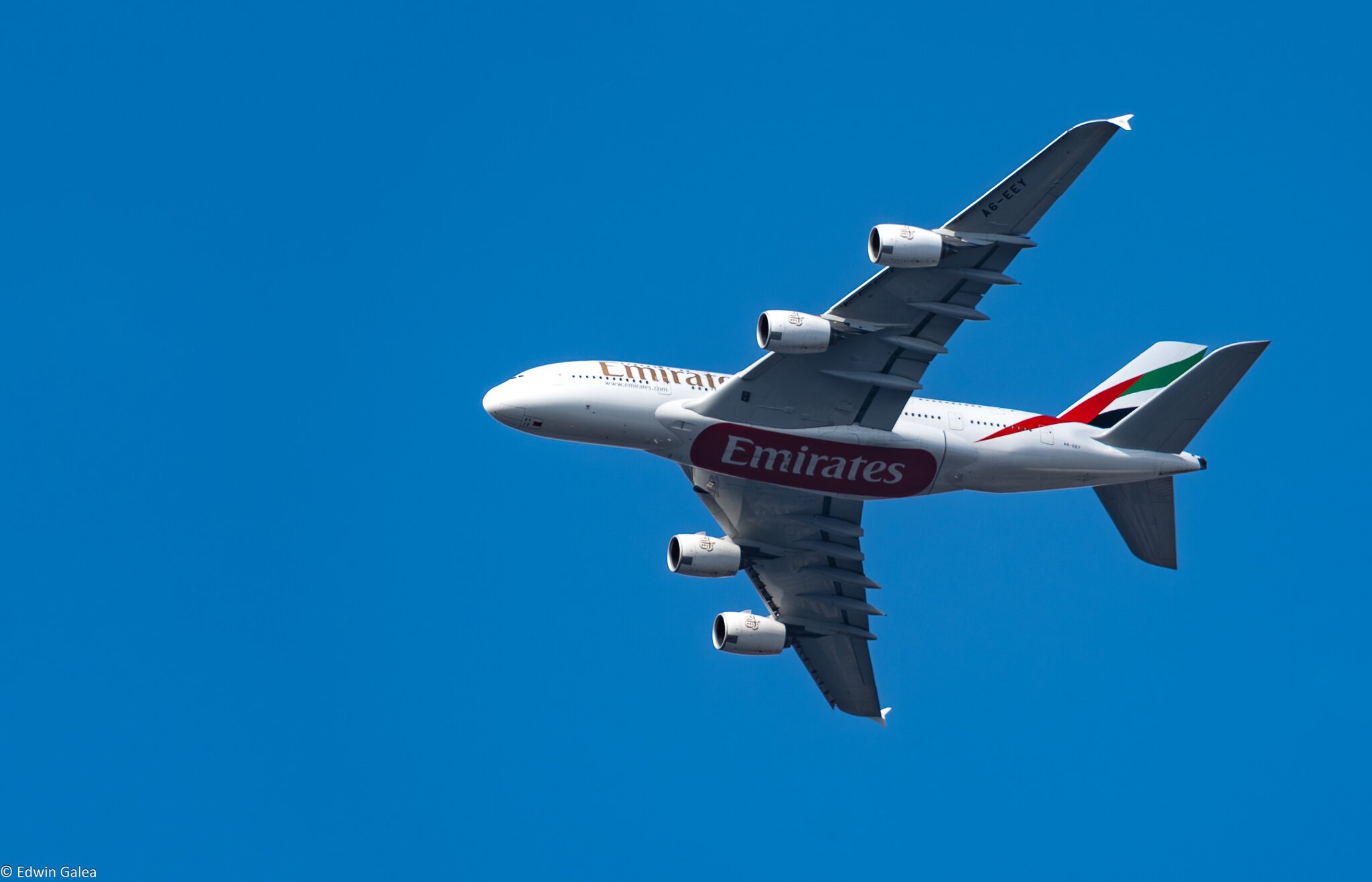 emirates_A380-2.jpg