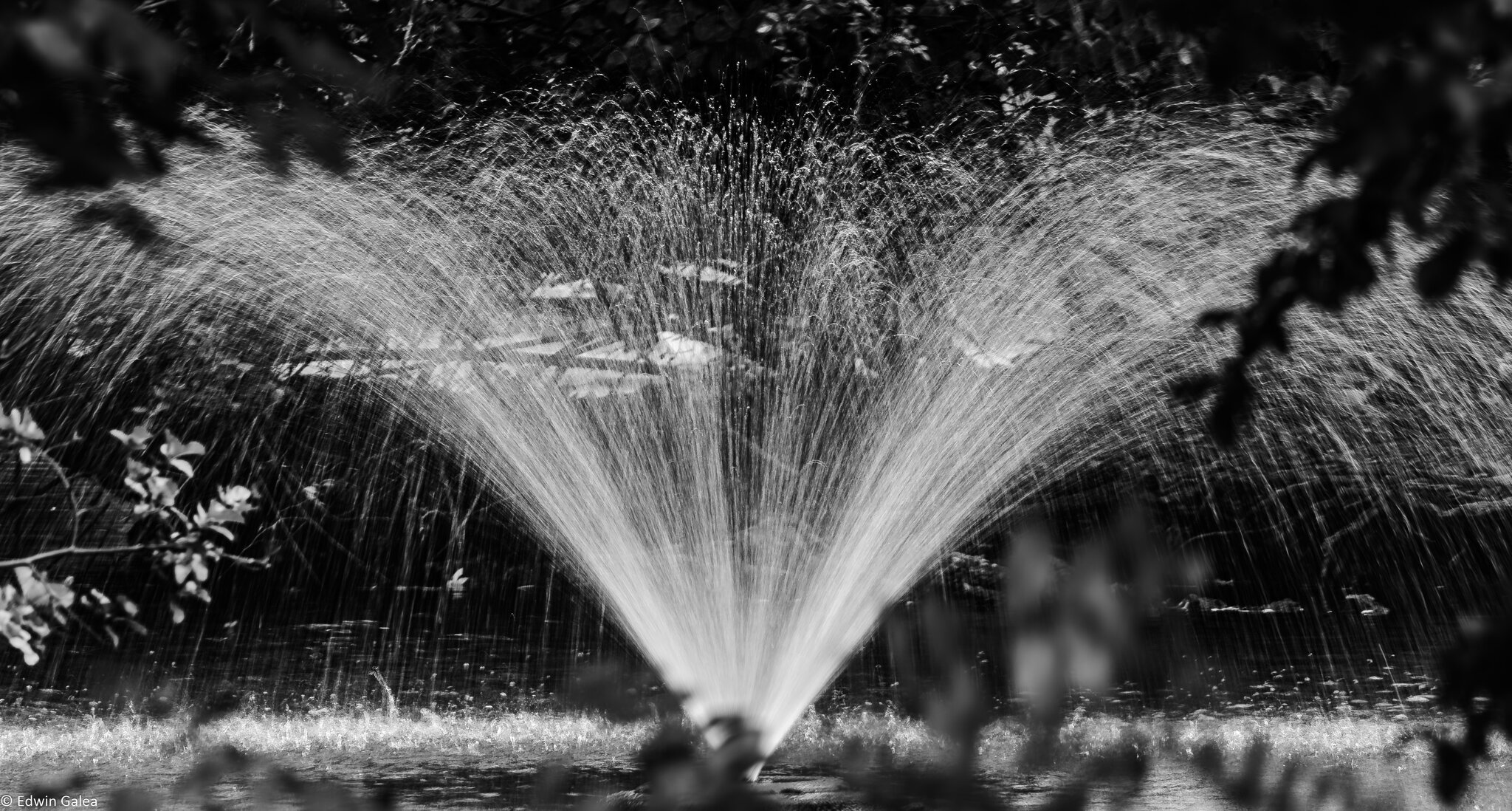 fountain_longexposure_BW_hdr_hdroutput_modified4SDR-3.jpg