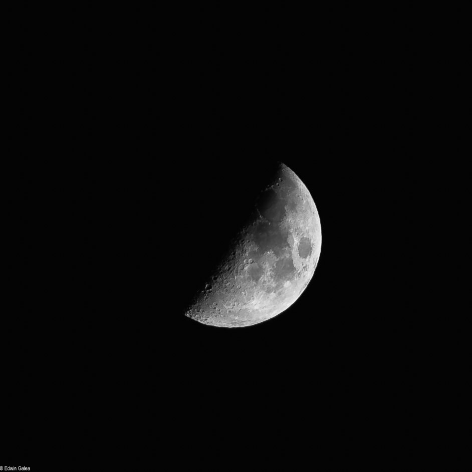 moon_040425-2.jpg