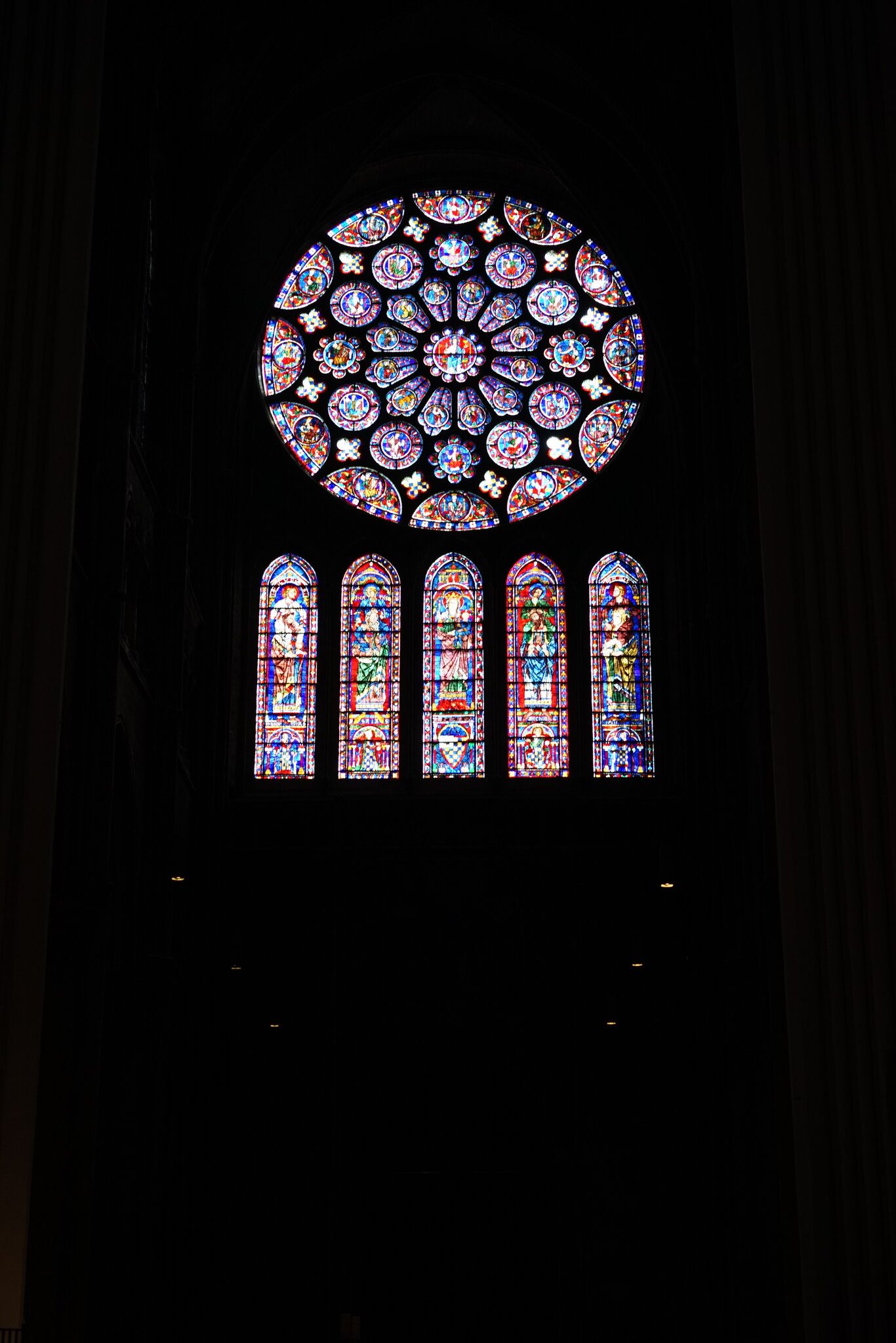 South transept rose window, c. 1221–1230.jpg