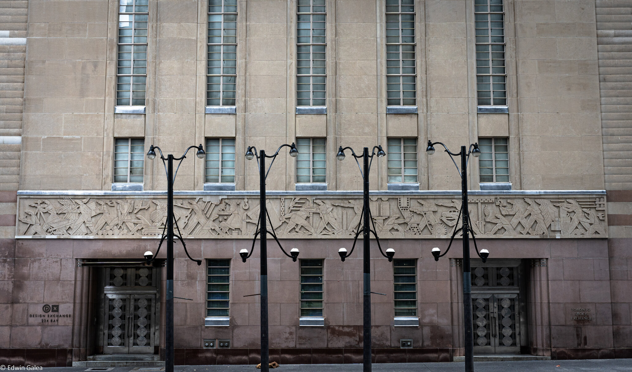 toronto stock exchange-2.jpg