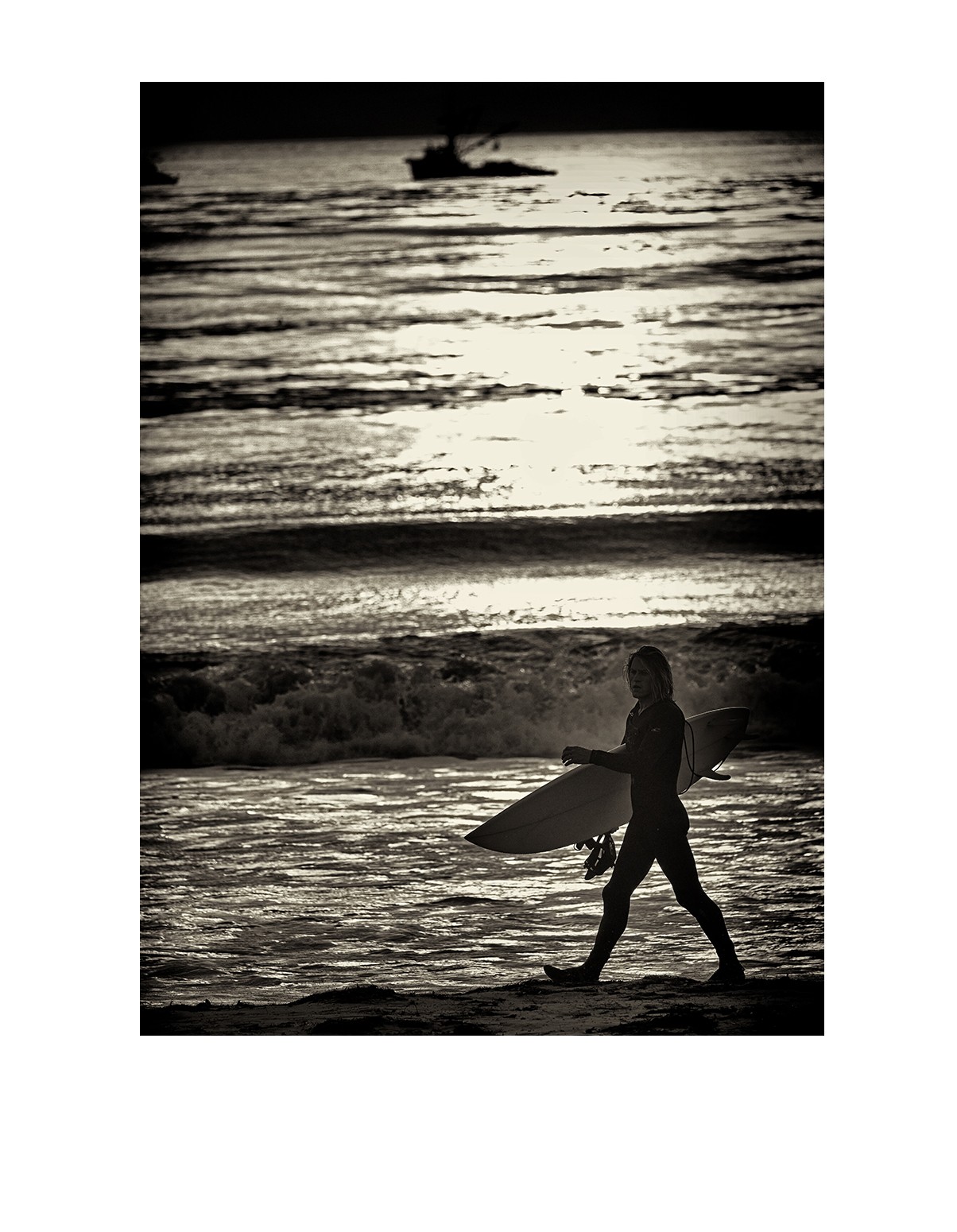 Walkling surfer frame.jpg