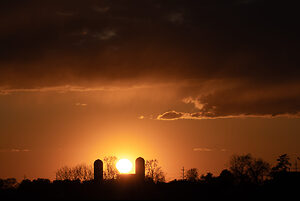 silo sunset-1.jpg