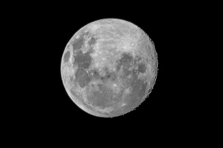 20220514_90%_Moon_10.jpg