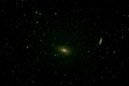 M81M82AffinityPhotoStackedBackgroundRemoved.jpg