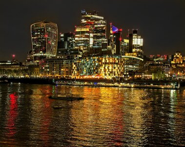 25S00061LONDON thames night.jpg