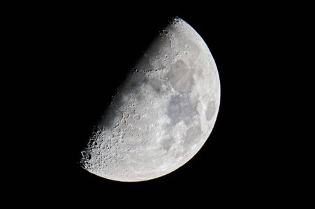 Moon - 11282025 - 01.jpg