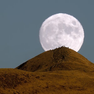 Full moon  01-3s.jpg