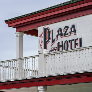 Plaza_01.jpg