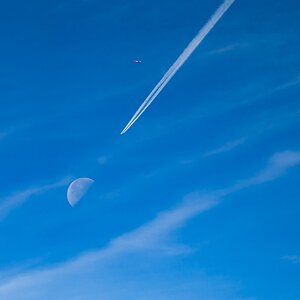 moon_aircraft-1.jpg