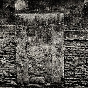Italy wall 2 copy.jpg