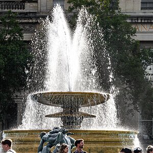 fountain_traf_square-1.jpg