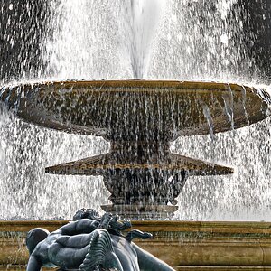 fountain_traf_square-5.jpg