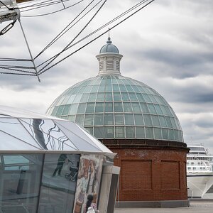 cutty sark and cruise ship-2.jpg