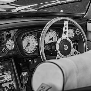 mg_hdr_bw-2.jpg