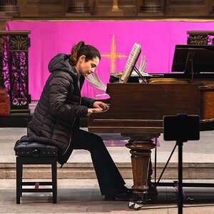 St Alfege church_pianist-3.jpg