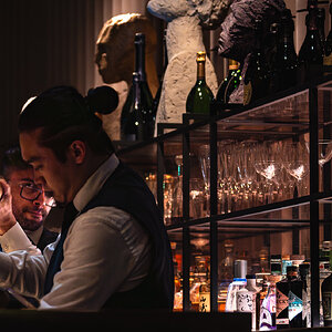 londoner bar-4.jpg