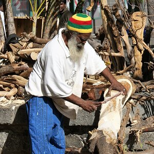 Le sculpteur de bois - Port Louis - Mauritius Island