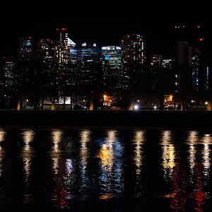 canary wharf at night from greenwich-2.jpg