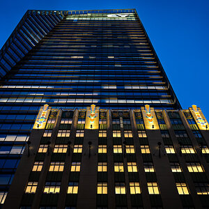 100 adelaide Street-1.jpg