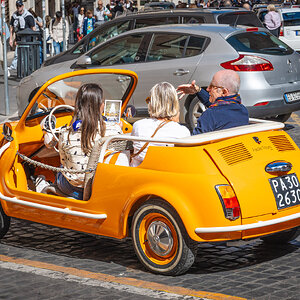 rome_fiat500_jolly-1.jpg