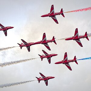25A07409COSFORD red rrows 2.jpg