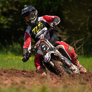 DSC05685-Crop.jpg