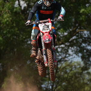 DSC05992-Crop.jpg