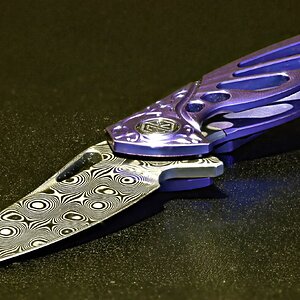 Knife SM.jpg