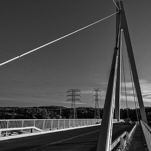 _7RV6789_Tasman_Bridge.jpg