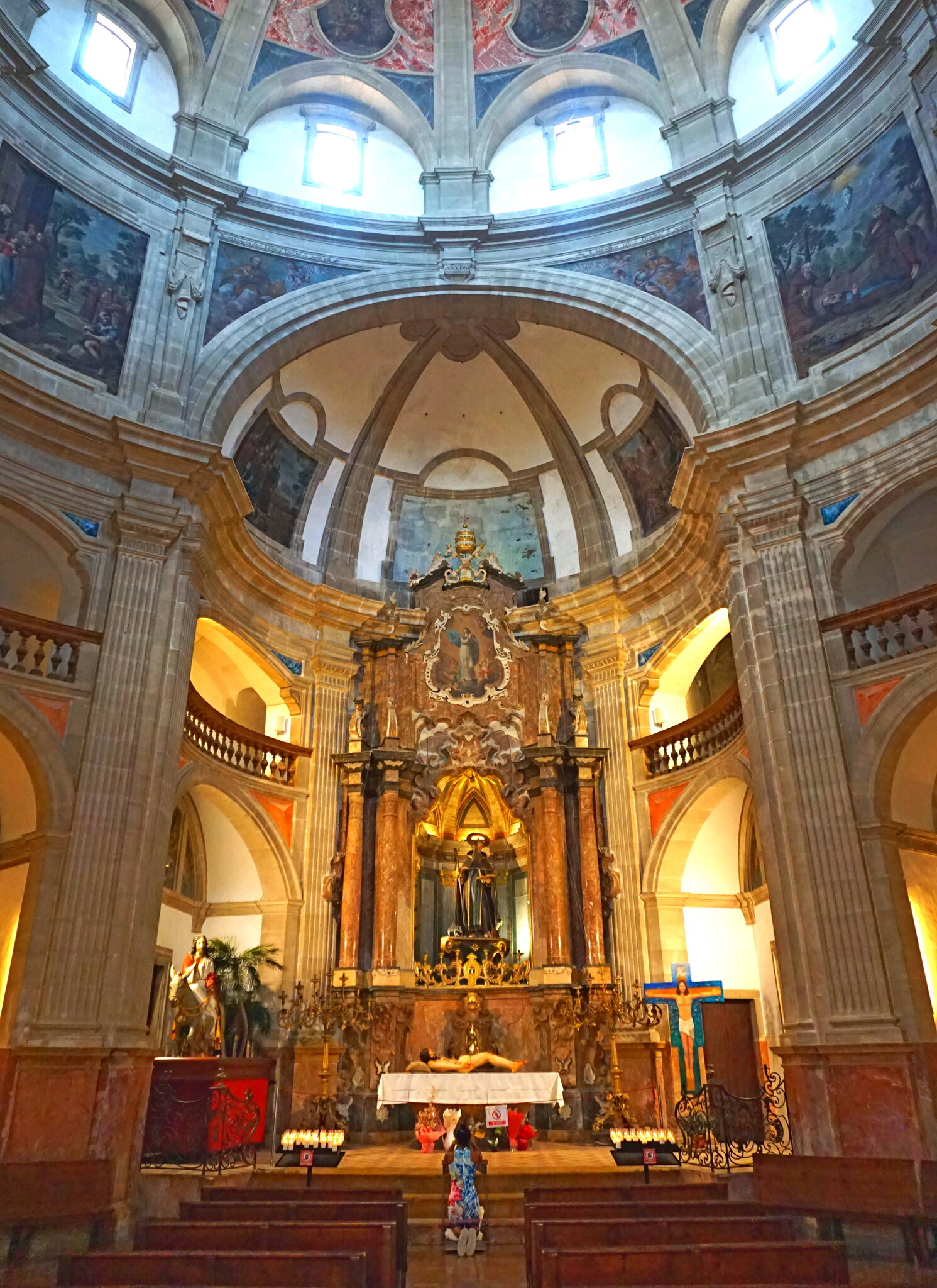1iglesia1.jpg