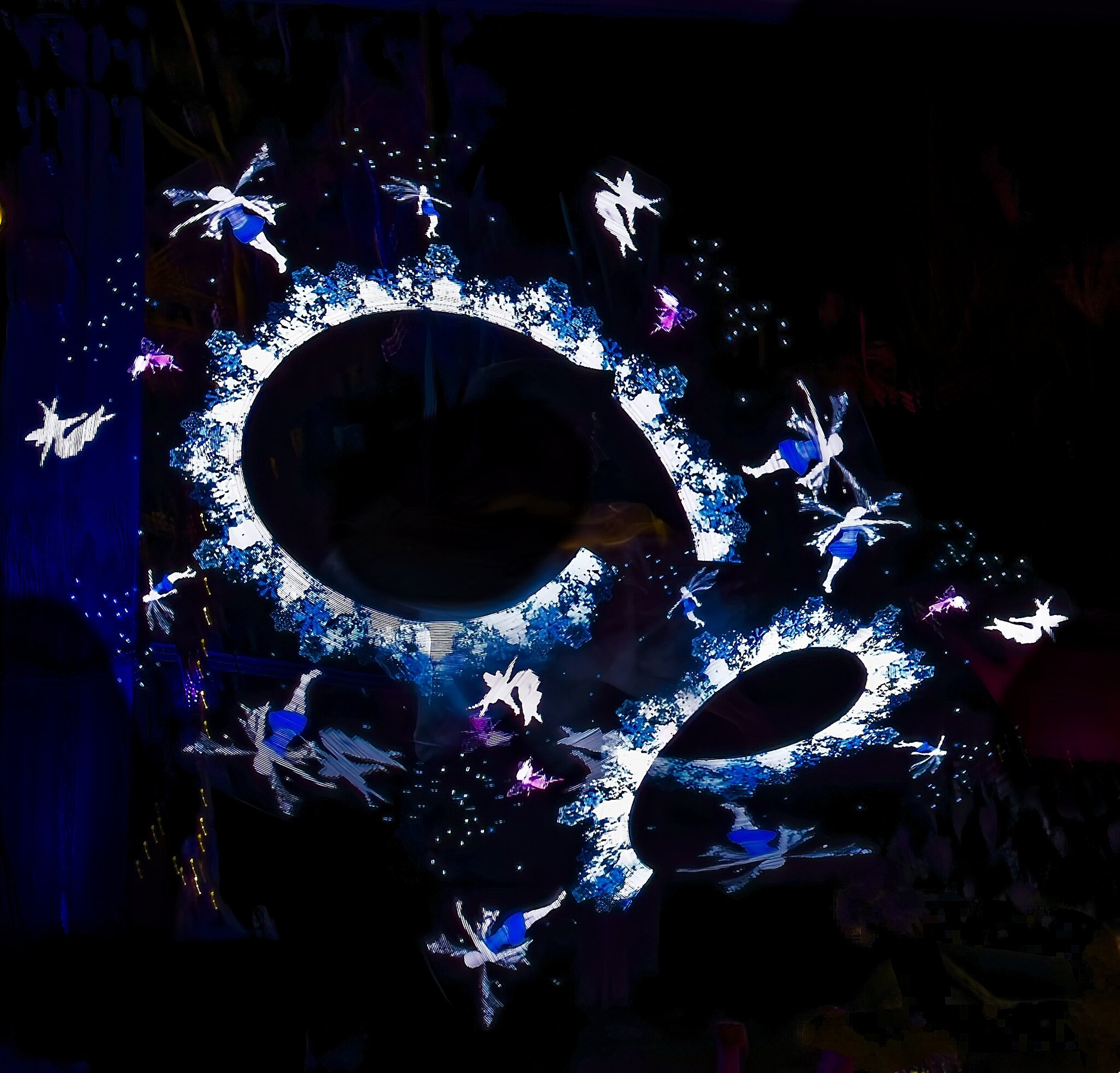 25A04360bridgewater glow moonlight gardener.jpg