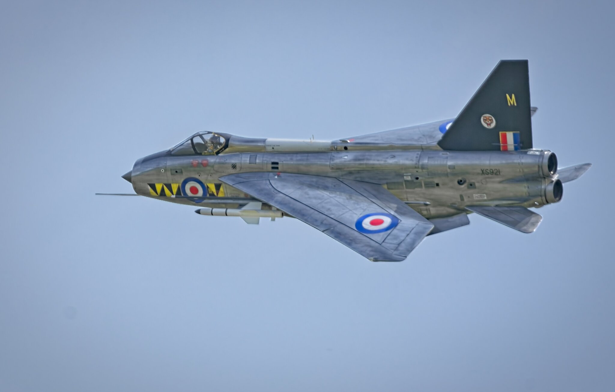 25A09717WESTON.jpg