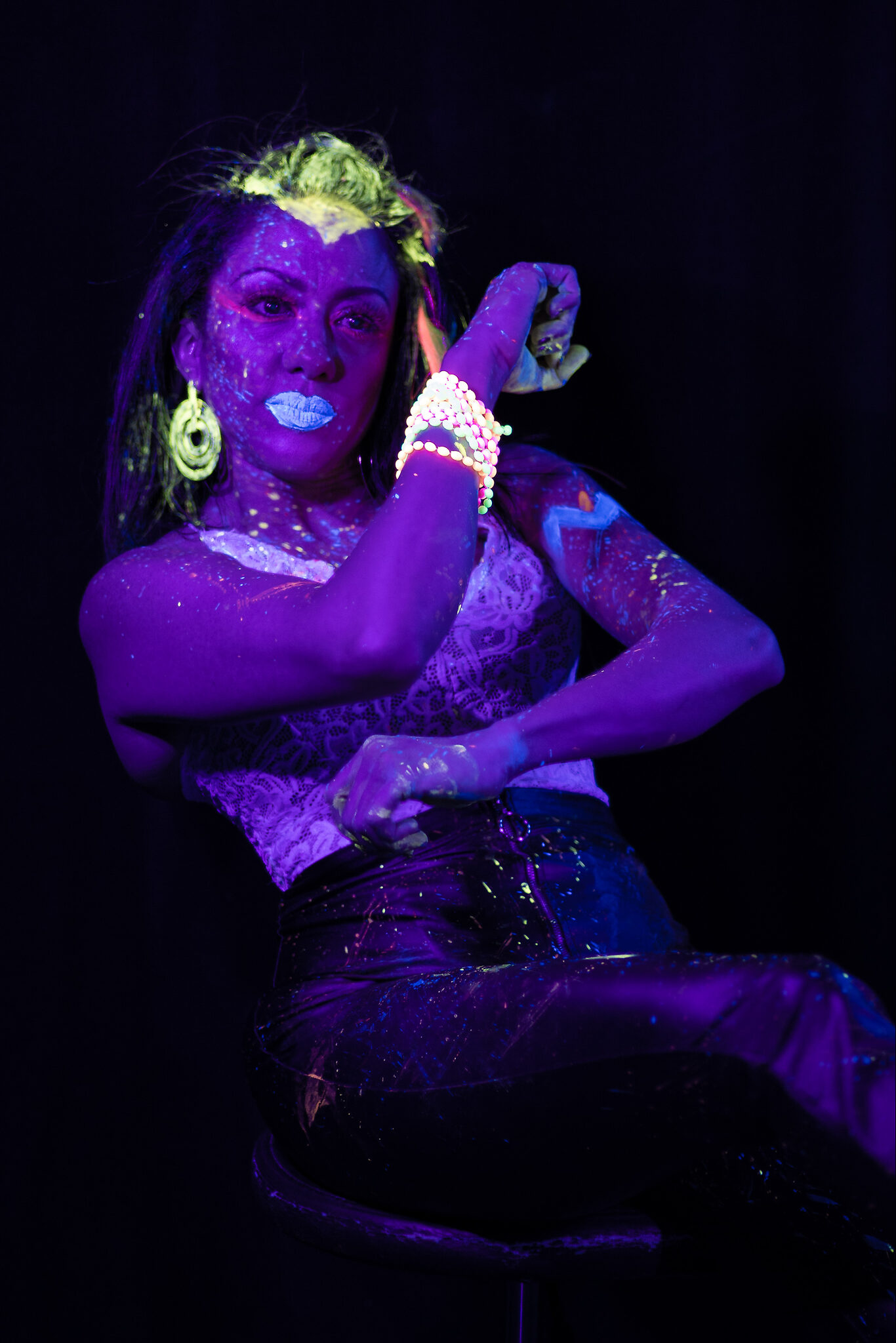 black light-4.jpg