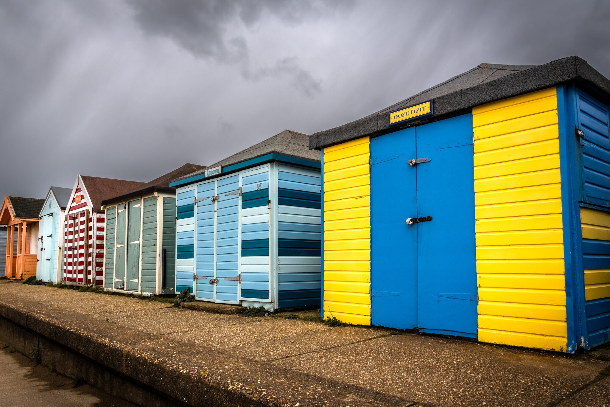 Coast walk 4-waiting for the sun.jpg