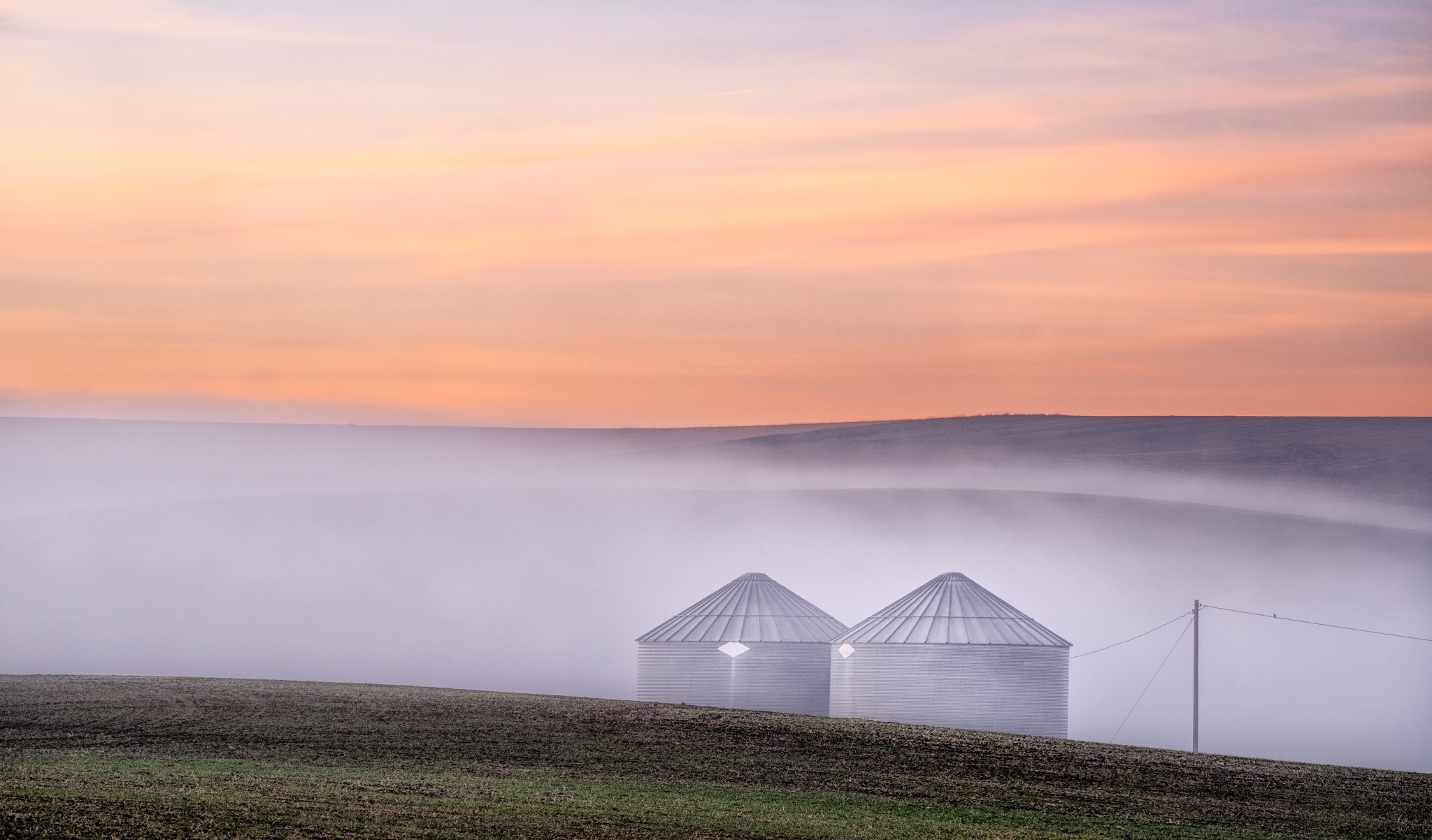 Fog in the Palouse.jpg