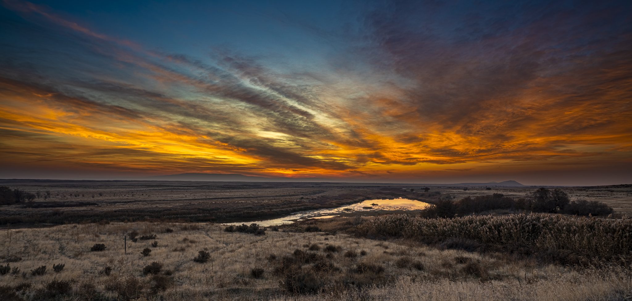 HanfordSunset110519NIG-.jpg