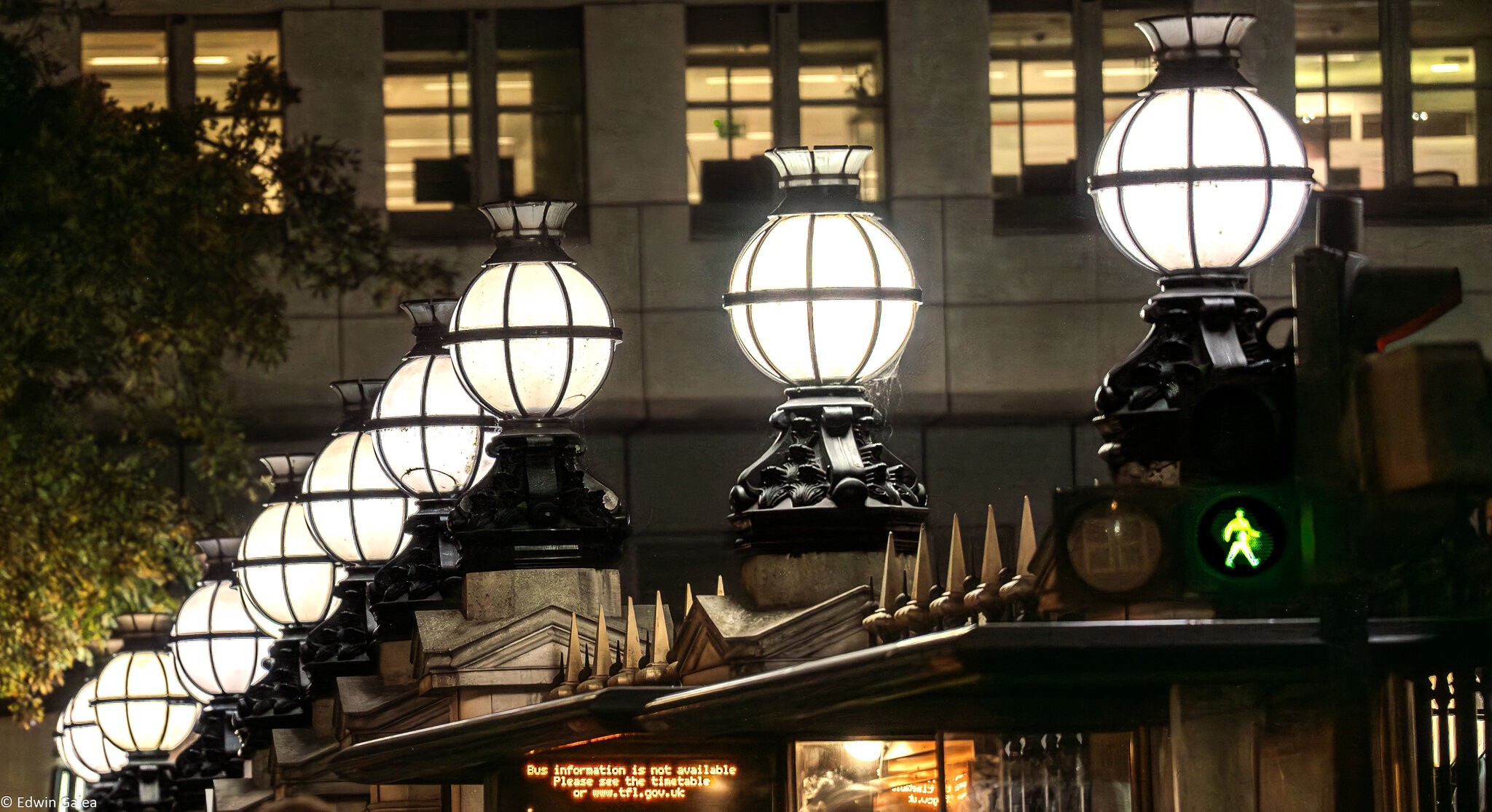 london_charringcross_hdr-3.jpg