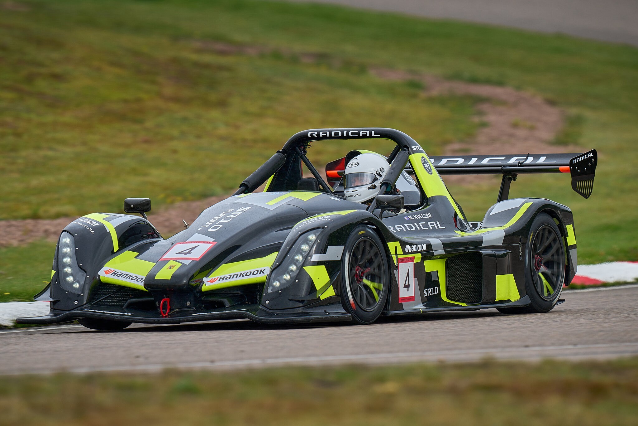 Radical SR10