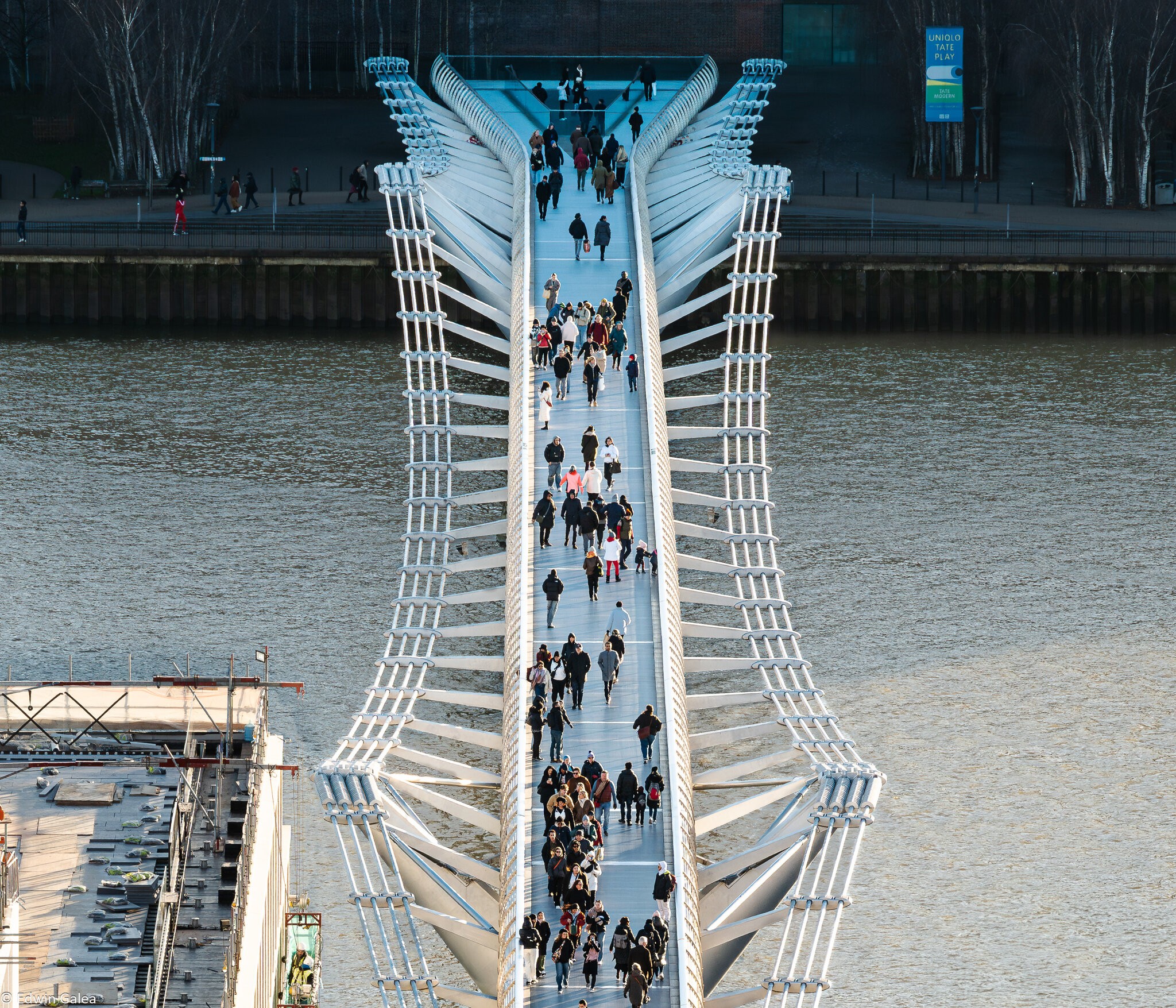 wobbly bridge-5.jpg