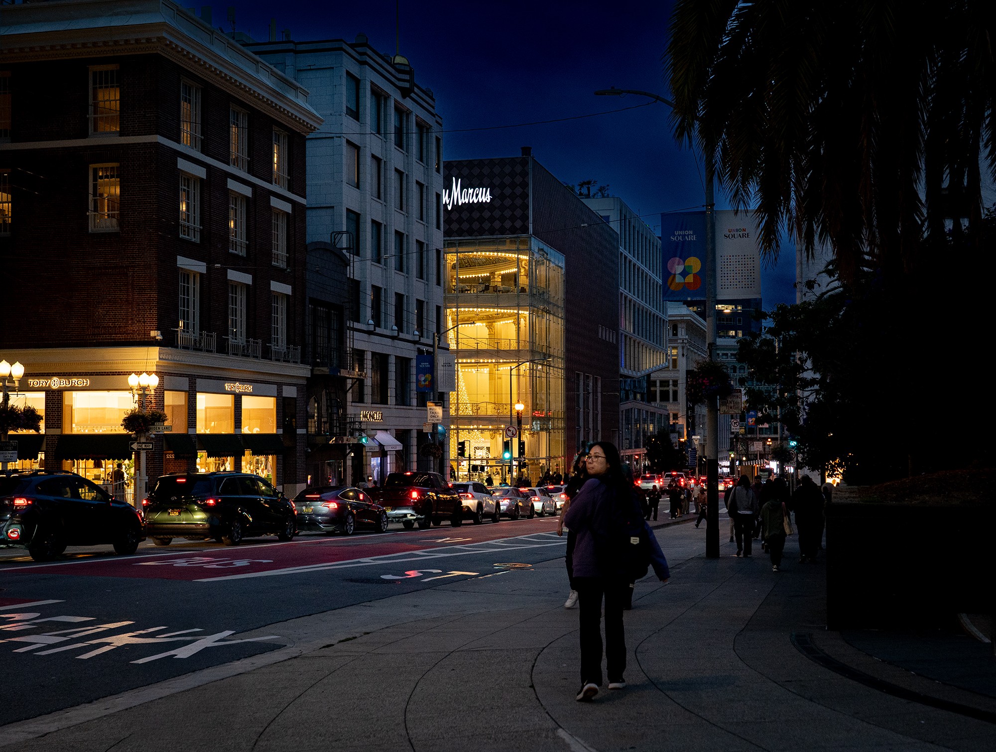 Woman at Union Square looking back .jpg